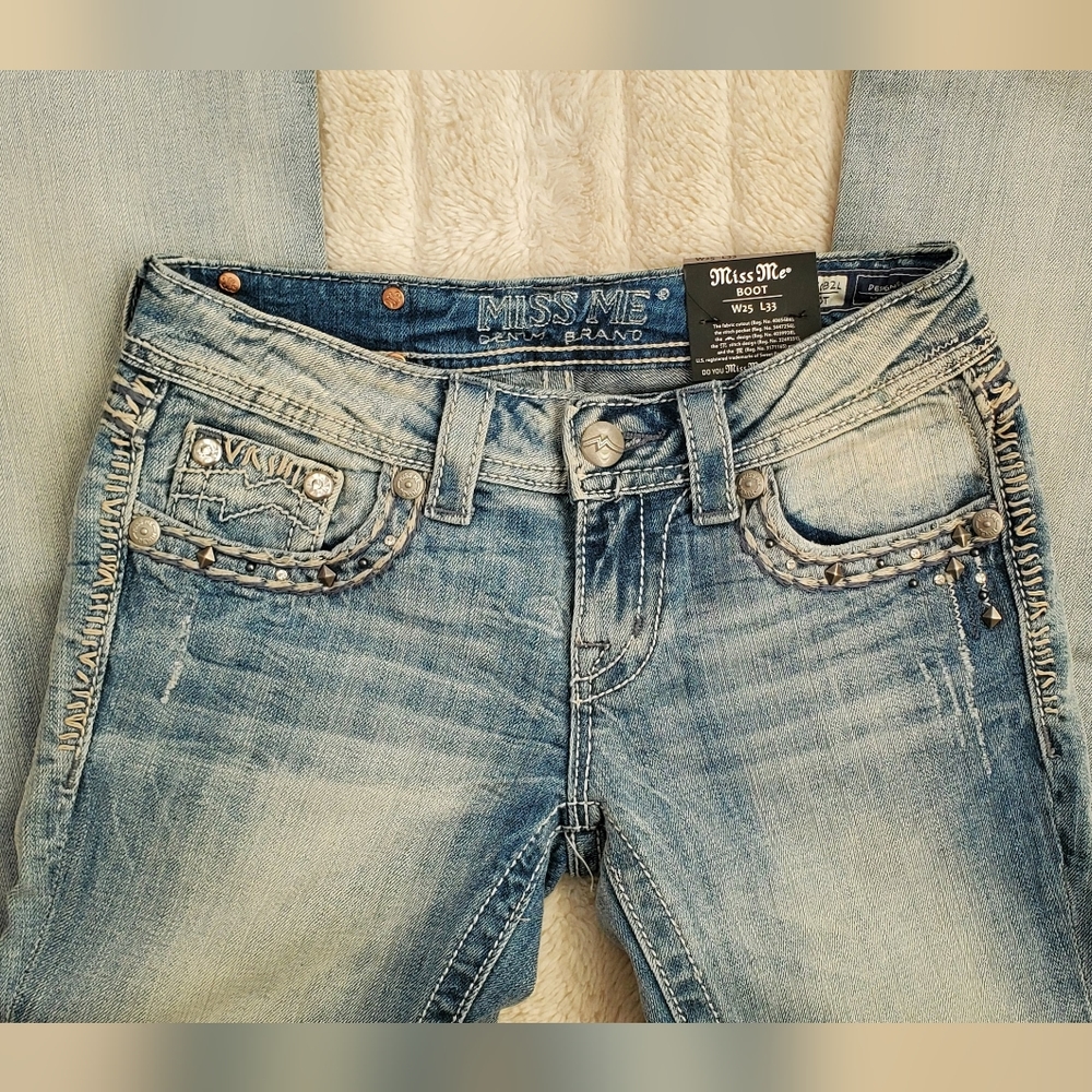 Miss Me Boot Jeans - Picture 8 of 12